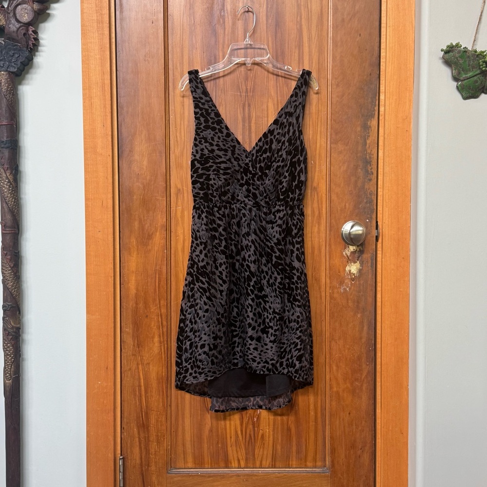 H&M Gray/Black Animal Print Velvet Sleeveless Dress (0) perfect for preteen
